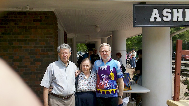 L to R: Dick Beadles, Juanita Beadles and Michael Testerman at the Ashland depot